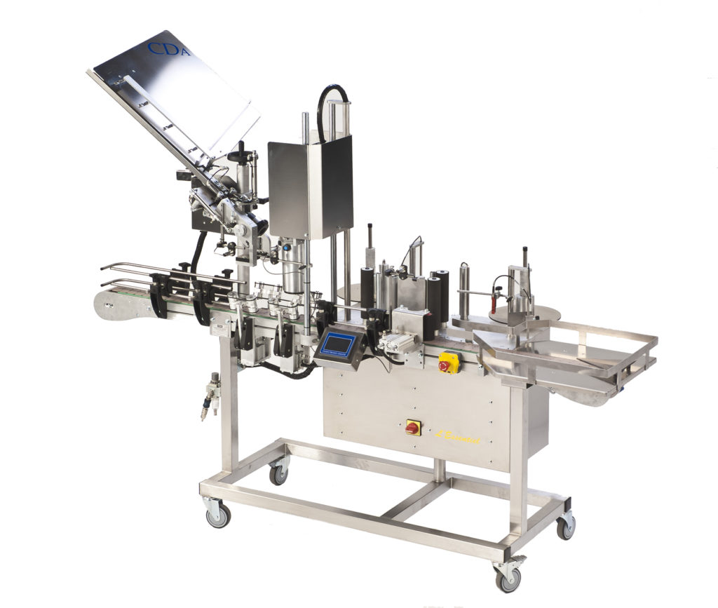 Étiqueteuse automatique pour l'étiquetage des bouteilles de vin | Essentiel