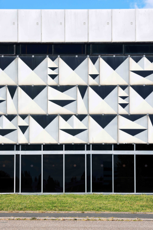 Parc des Expositions - Hall 1 - Façade Lac