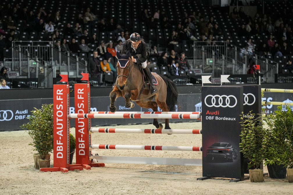 3_generisk-assurances_guillaume-fradet-championnat-flex-on-des-partenaires-epreuve-par-equipe-artisteassocie-009.jpg