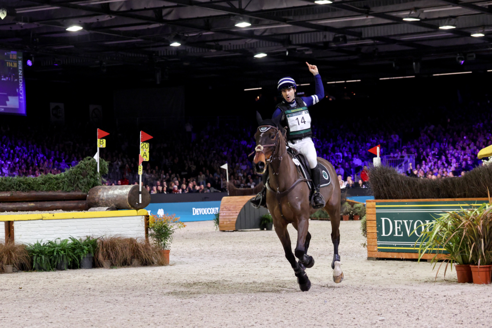 DEVOUCOUX Indoor Derby - 1ère place - Benjamin Massie & Cupidon du Cardonne