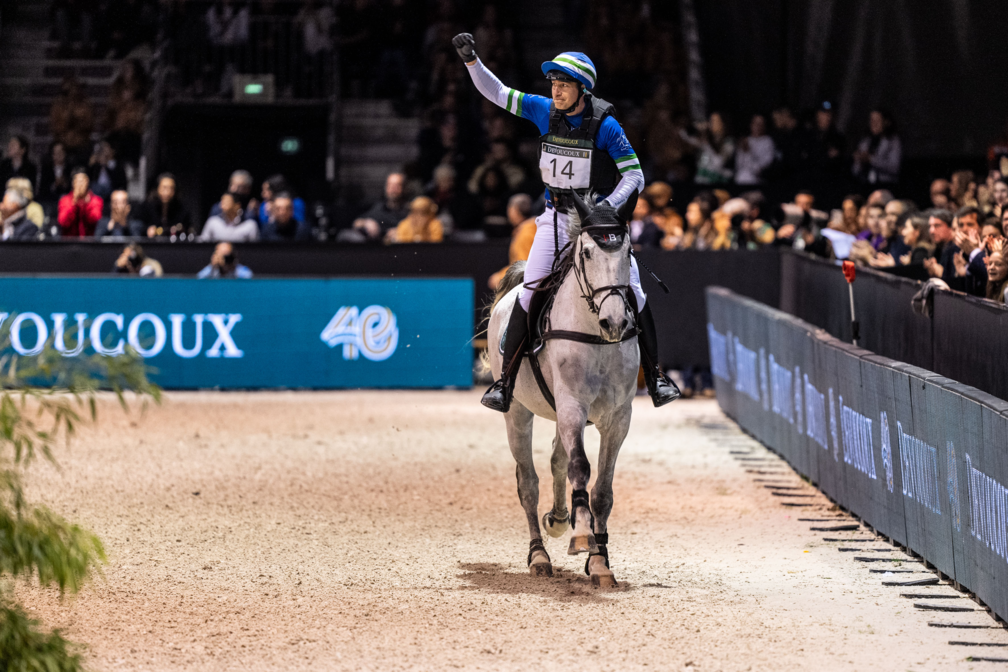2_fabrice-saintemarie-devoucoux-indoor-derby-artisteassocie-007.jpg